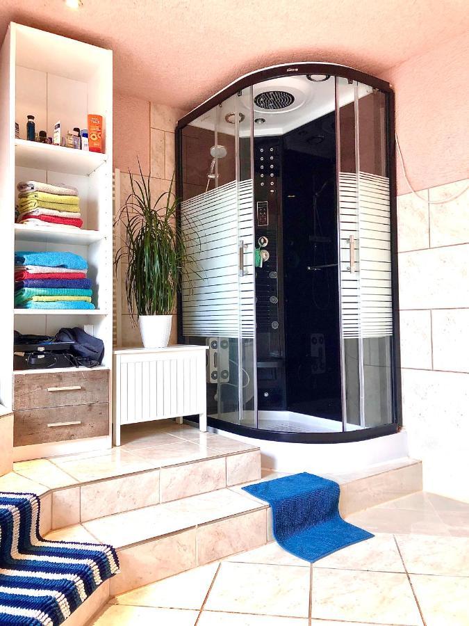 #world Apartment *